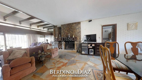 Casa - Playa Mansa- Ref: 344