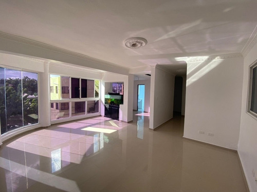 Imagen 24 de 30 de Vendo Apartamento 3er Nivel San Isidro