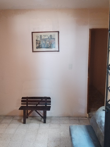 Sr Vende Amplia Y Bonita Casa De 4 Recámaras En Col. Gertrudis Sánchez