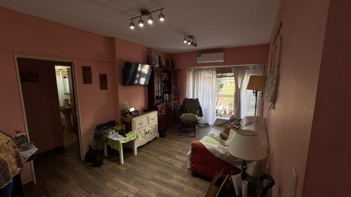 Venta Flores Departamento 3 Amb Frente Cochera