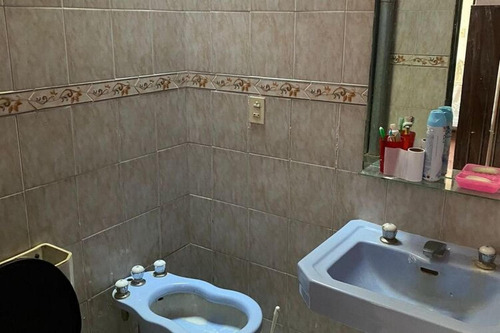 Casa En Venta - 2 Dormitorios 1 Baño - Pergamino