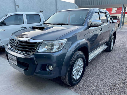 Imagen 5 de 12 de Toyota Hilux 2014 3.0 Cd Srv 171cv 4x2