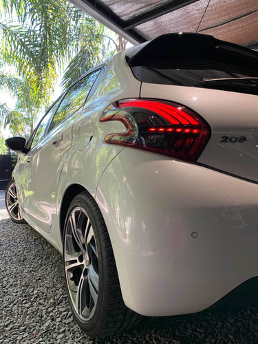 208 Gt / Golf Audi A1 Bora 1.8t Fiat 500 308 Vento Etios Ds3