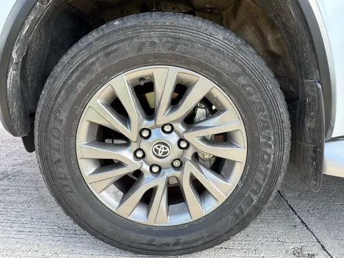 Toyota Fortuner Srv 2023 Único Dueño Como Nueva