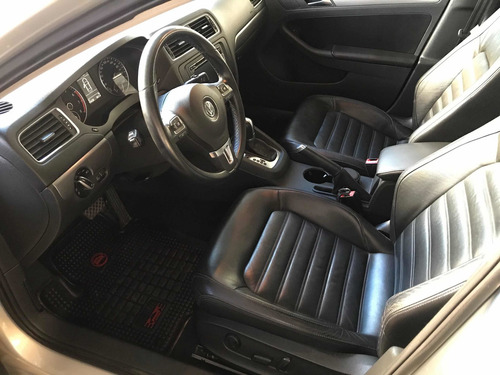 Volkswagen Vento 2.0 Sportline Tsi 200cv Dsg 2011
