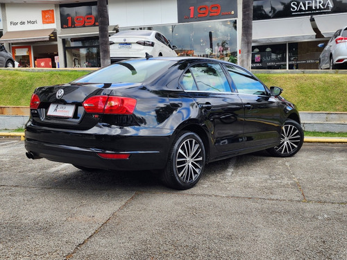 Volkswagen Jetta 2.0 TSI HIGHLINE 211CV GASOLINA 4P TIPTRONIC