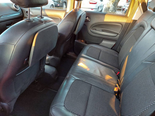 Imagem 8 de 12 de Citroën C3 Picasso 1.6 Flex Exclusive Bva