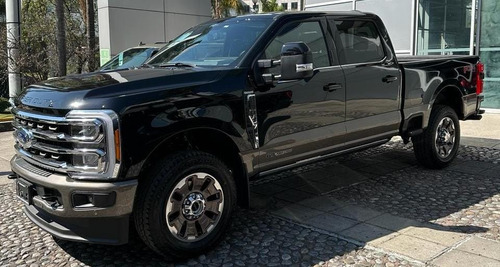 Ford F-250 King Ranch 2023