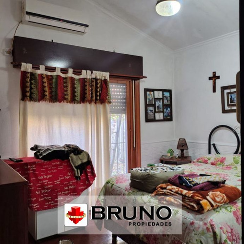 Casa En Venta En Agustin Ferrari