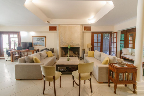 Alquiler Importante Casa-acassuso Exclusivo- 586m2