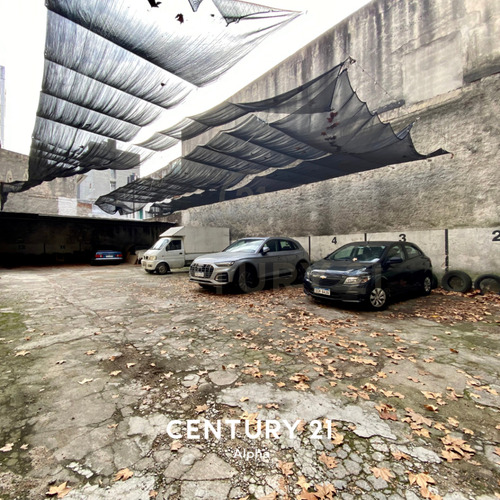 Estacionamiento En Centro