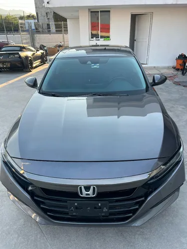 Honda Accord 2.0 Touring At