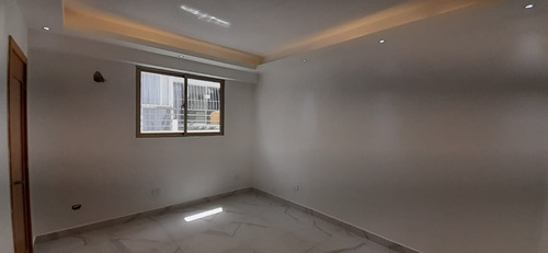 Imagen 12 de 20 de Alquilo Hermoso Apartamento En Bella Vista 3hab
