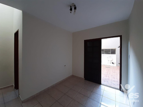 Imagem 18 de 19 de Ref.: 6335 - Sobrado Comercial Com 2 Dormitórios - Bairro Jardim - 6335