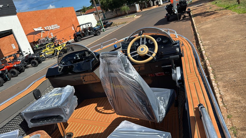 Fluvimar Cherokee 220 + Motor De Popa 200hp V6 Mercury