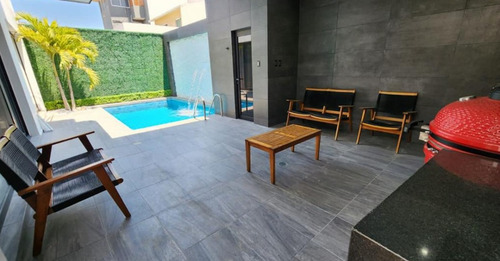 Casa En Venta En Veracruz Fracc. Playas Del Conchal Con Alberca.