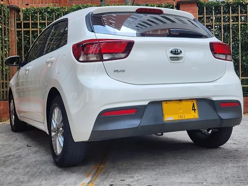 Kia Rio 1.4 Emotion Hb