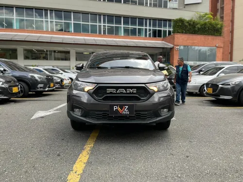 RAM 700 1.4 Big Horn Dc