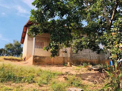 Chácara Nazaré Paulista - Vicente Nunes (zico Cunha) - Terreno 768m² - Casa 65m² 2 Quartos, Sala, Cozinha, Banheiro