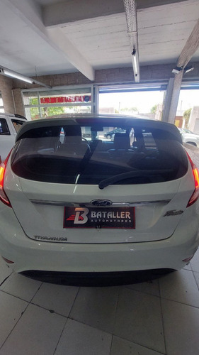 Ford Fiesta Kinetic 1.6 Titanium Powershift 120cv