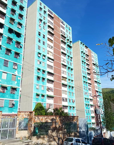 Apartamento Residencia Araguaney Carretera Petare Guarenas En Venta