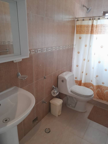 Imagen 11 de 15 de Casa Vacacional Higuerote