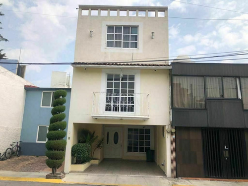 Imagen 1 de 30 de Casa En Venta Frente Al Colegio Argos, Metepec