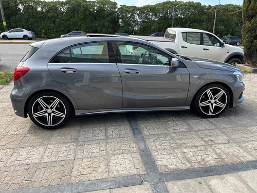 Imagen 12 de 25 de Mercedes Benz A250 Sport