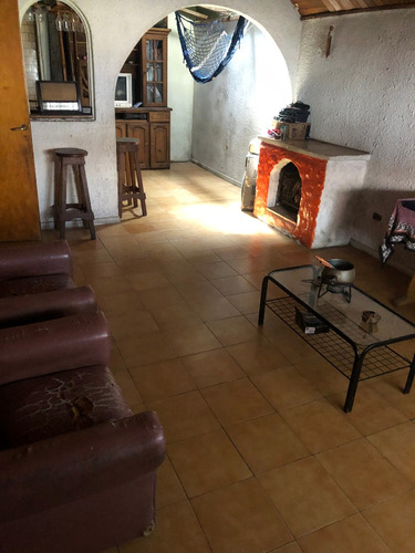 Casa En Lote Propio 4 Amb C/depcia, Patio,parrilla Y Cochera