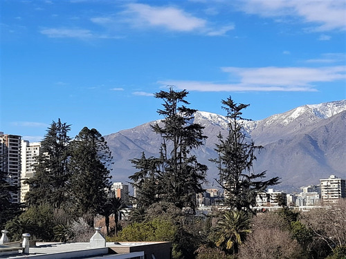 Dpto 80 M2 Cercano A Est. Metro Chile España. 2 Dormit. 2 Ba