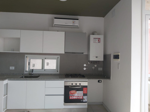 Departamento En Venta Céntrico En Junin, Dos Dormitorios A Estrenar