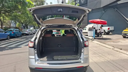 Chevrolet Traverse 3.6 Lt Piel At