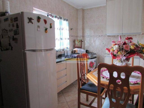 Sobrado Com 3 Dormitórios À Venda, 138 M² Por R$ 585.000,00 - Centro - São Vicente/sp - So0343