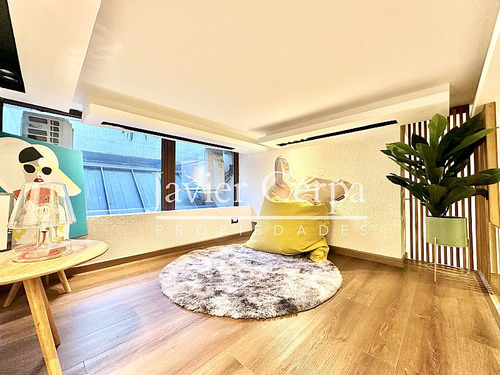 Depto En Primer Piso Con Jardin Y Zocalo