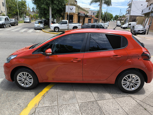 Peugeot 208 1.6 Allure