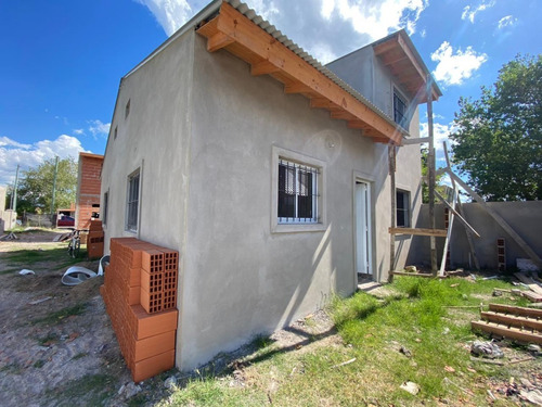 Imagen 14 de 15 de Chalet Venta 4 Amb Mar Del Tuyu Calle 84 Entre 7 Y 8 * Uf 4*