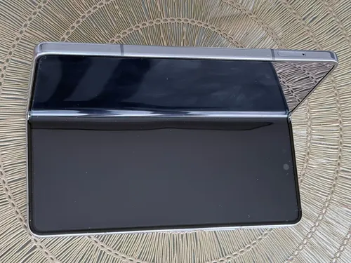 Samsung Galaxy Z Fold5 5g Dual Sim 512 Gb Crema 12 Gb Ram (Usado)