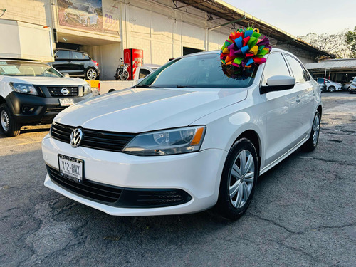 Volkswagen Jetta 2.0 L4 Mt