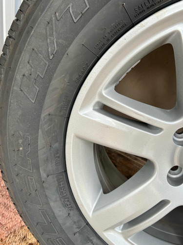 Completa Sin Uso Bridgestone Dueler H/t 265/65/17 Nueva