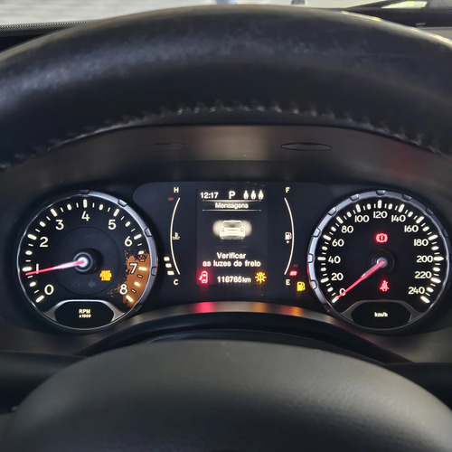 Jeep Renegade 1.8 16V FLEX LONGITUDE 4P AUTOMÁTICO