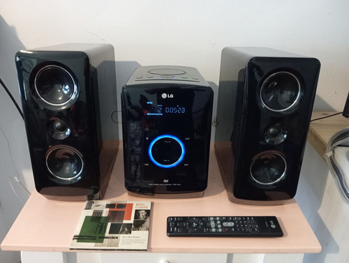 Minicomponente Lg Dvd Micro Hi Fi System Modelo Fb164 Negro 160 W