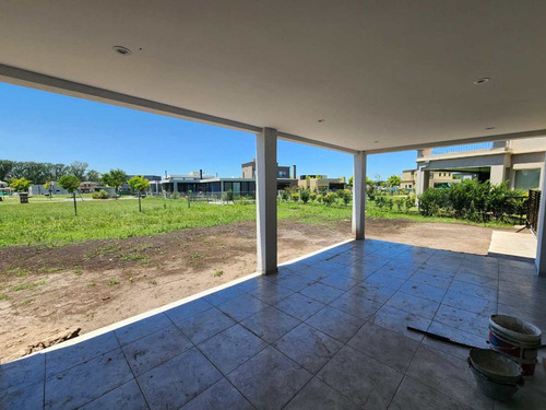 Casa 5 Ambientes En Venta Barrio San Pablo Pilar
