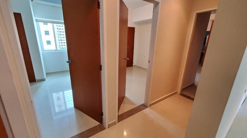 Imagen 8 de 18 de Apartamento En Alquiler En La Urbanizacion La Trigaleña Valencia Carabobo