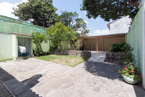 Casa Em Camaquã Com 3 Dormitórios - Lu265734