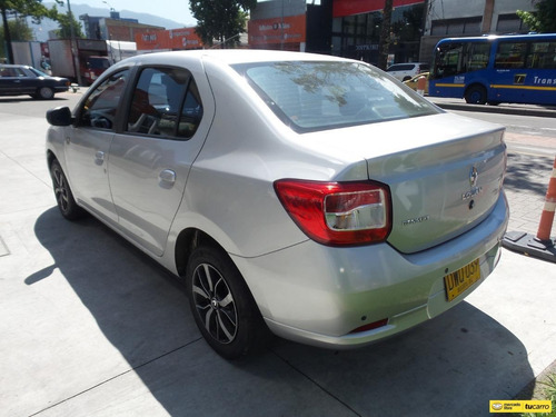 Imagen 5 de 25 de Renault Logan Life