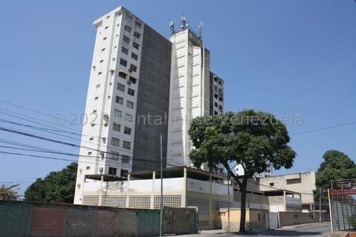 Apartamento En Venta Los Corales #23-24995 Johana Blanco  