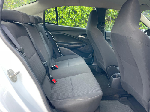 Chevrolet Onix plus 1.0 Lt 4p