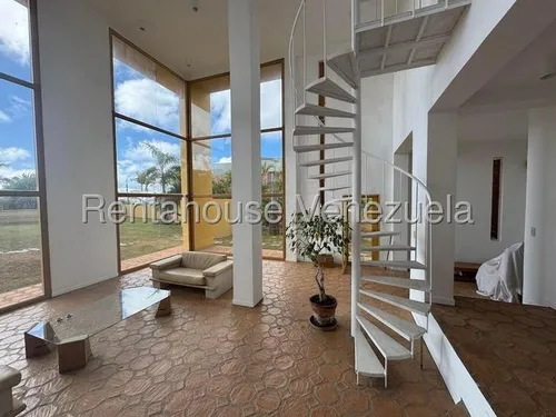 Se Vende Casa En Loma Linda