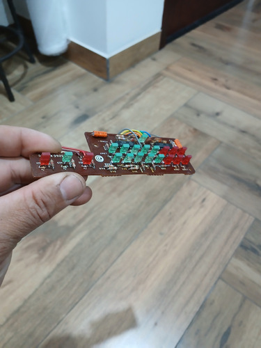 Placa De Leds Do Deck Gradiente C 424 (Usado)