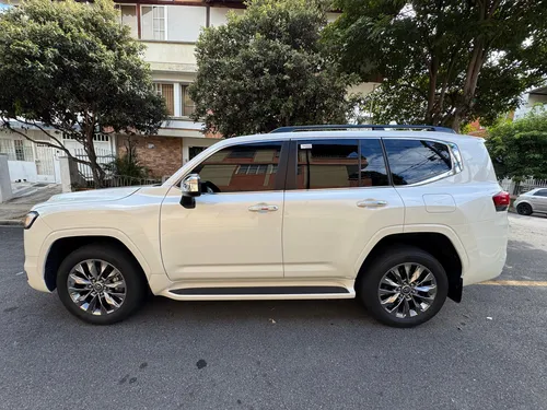 Toyota Land Cruiser 3.5 V6 Zx L300